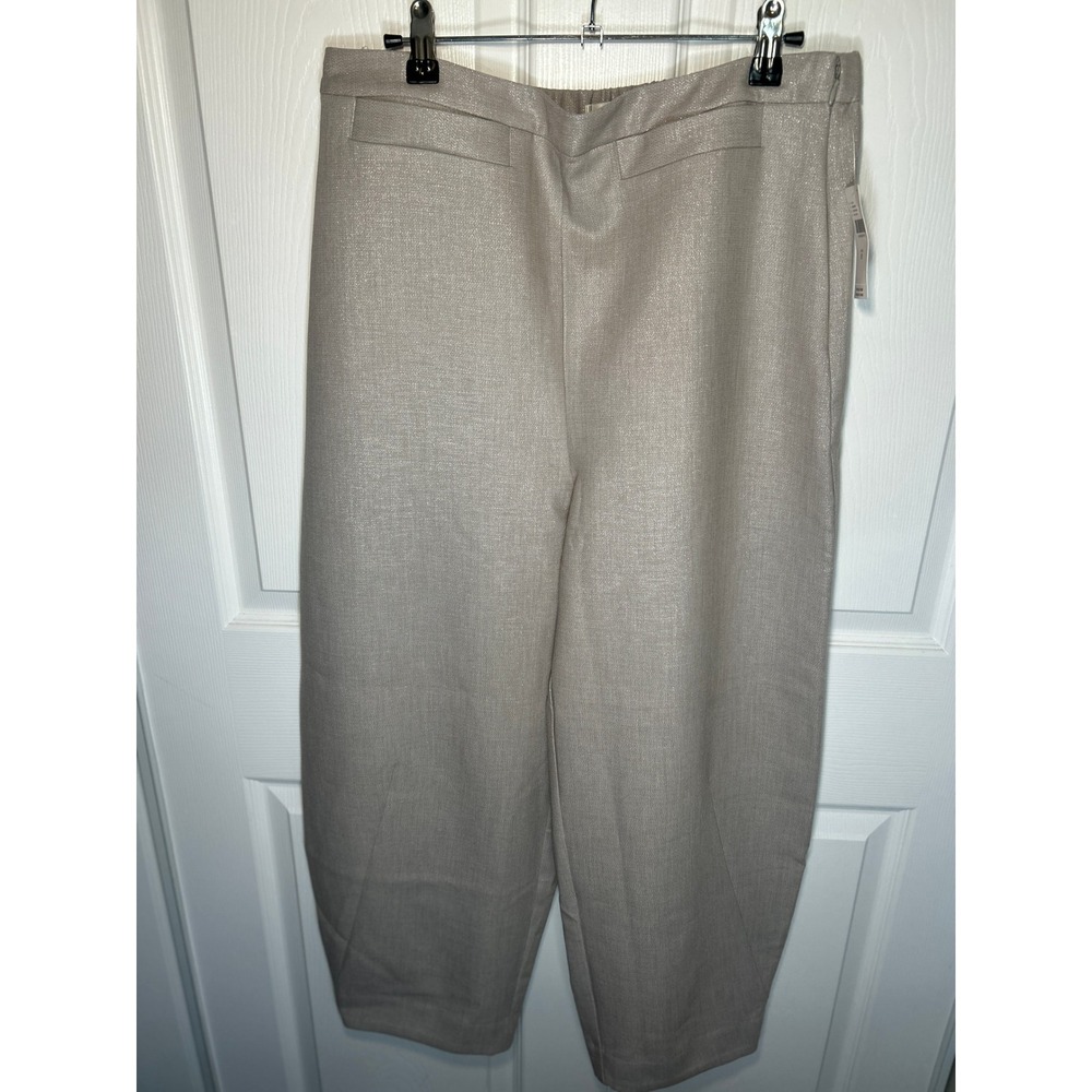 Maeve Anthropologie NWT Metallic Cropped Pants Size‎ Medium Silver Relaxed Fit